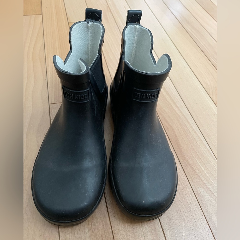 Cotton on kids rainboots gum boots size 13/1